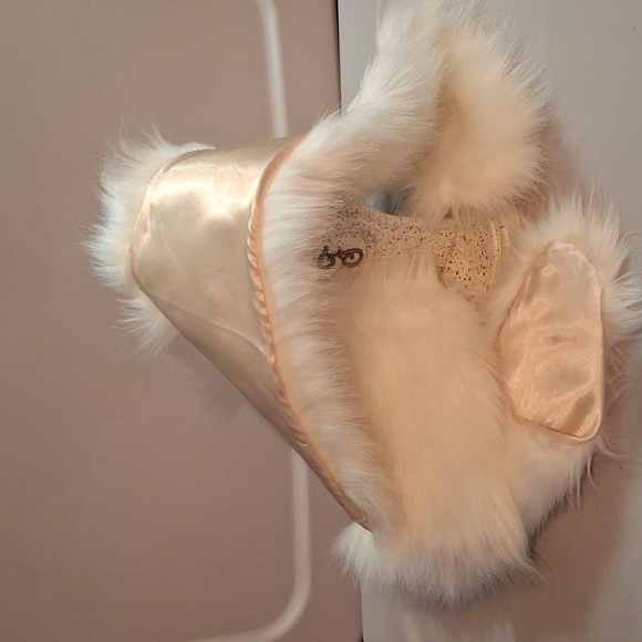 Faux fur rap - Picture 3 of 6